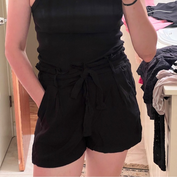 🖤Bershka Black High Waist Paperbag Tie Bow Shorts, small - Picture 6 of 13